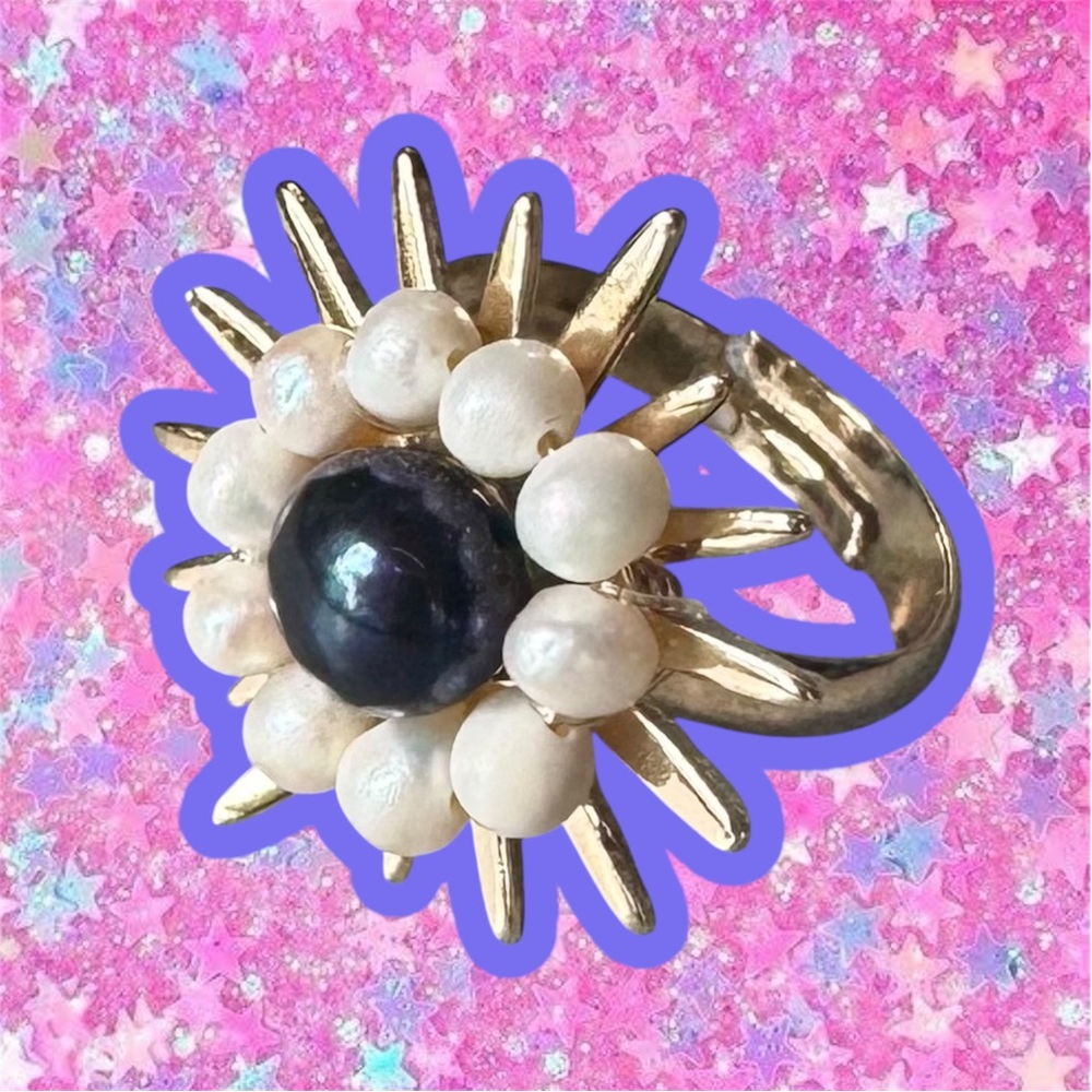 Ariana OST NWOT pearl adjustable guidance ring free people gold tone beaded sun
